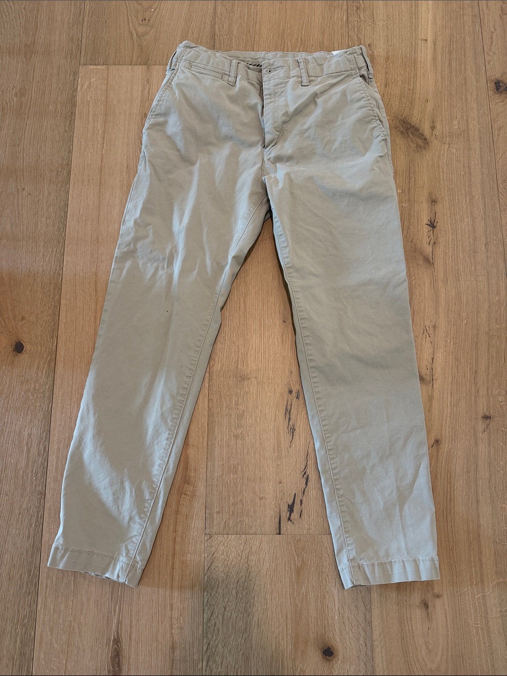 American Eagle Outfitters Men's Chino Pants in Light Khaki